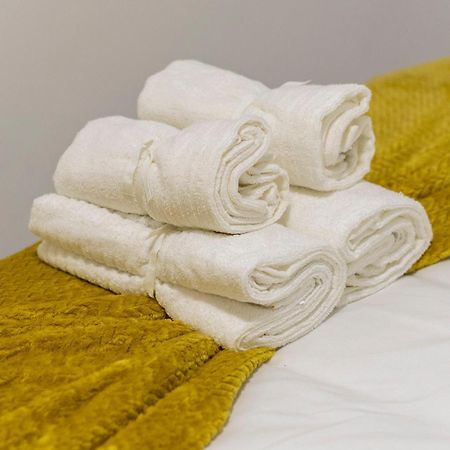 Apartamento Goa Amadora Exteriör bild